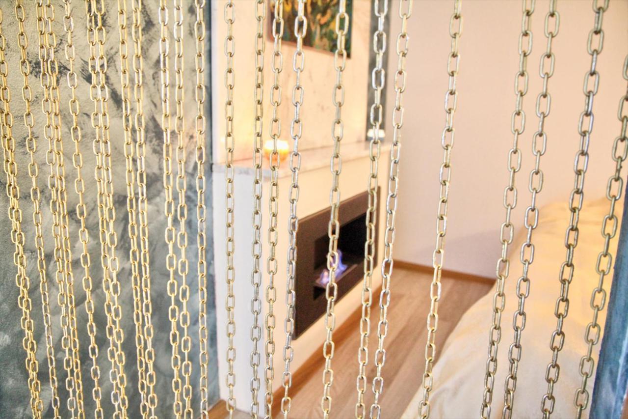 Royal Mansion In Unirii Square Apartment คลูจ-นาโปกา ภายนอก รูปภาพ