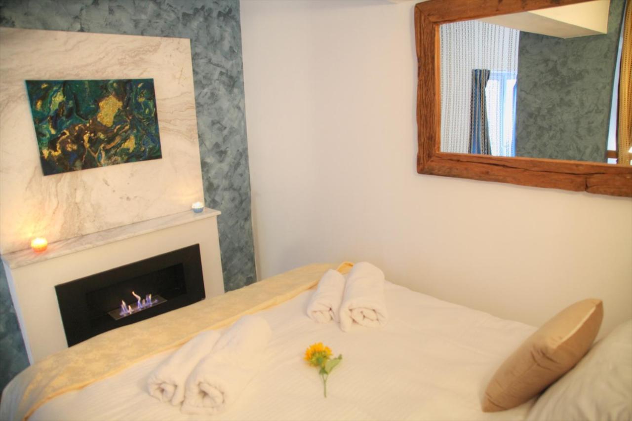 Royal Mansion In Unirii Square Apartment คลูจ-นาโปกา ภายนอก รูปภาพ