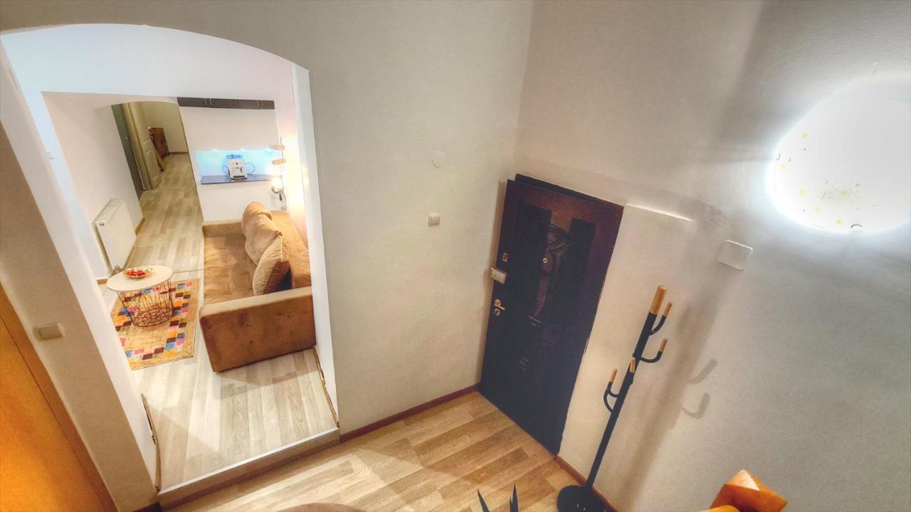 Royal Mansion In Unirii Square Apartment คลูจ-นาโปกา ภายนอก รูปภาพ