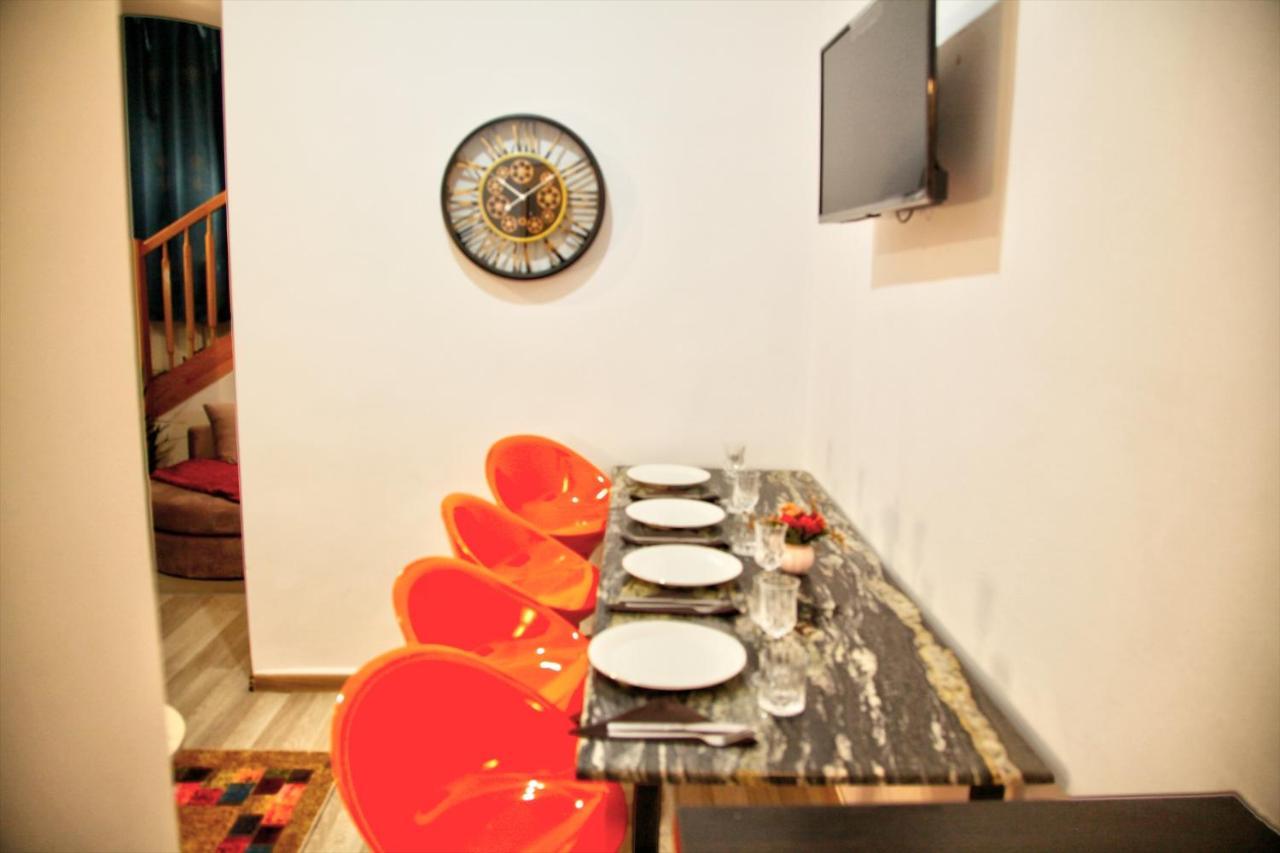 Royal Mansion In Unirii Square Apartment คลูจ-นาโปกา ภายนอก รูปภาพ